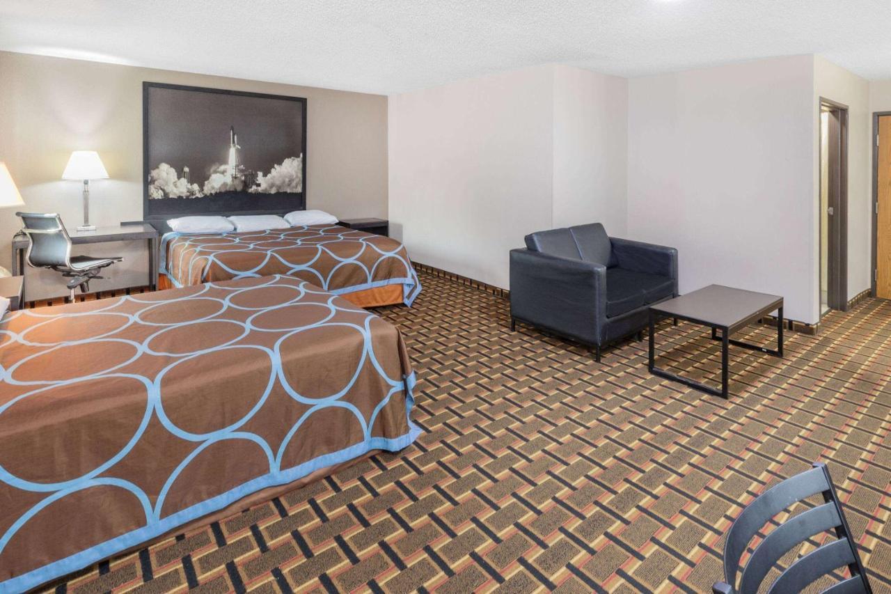 Super 8 By Wyndham League Kemah Area League City