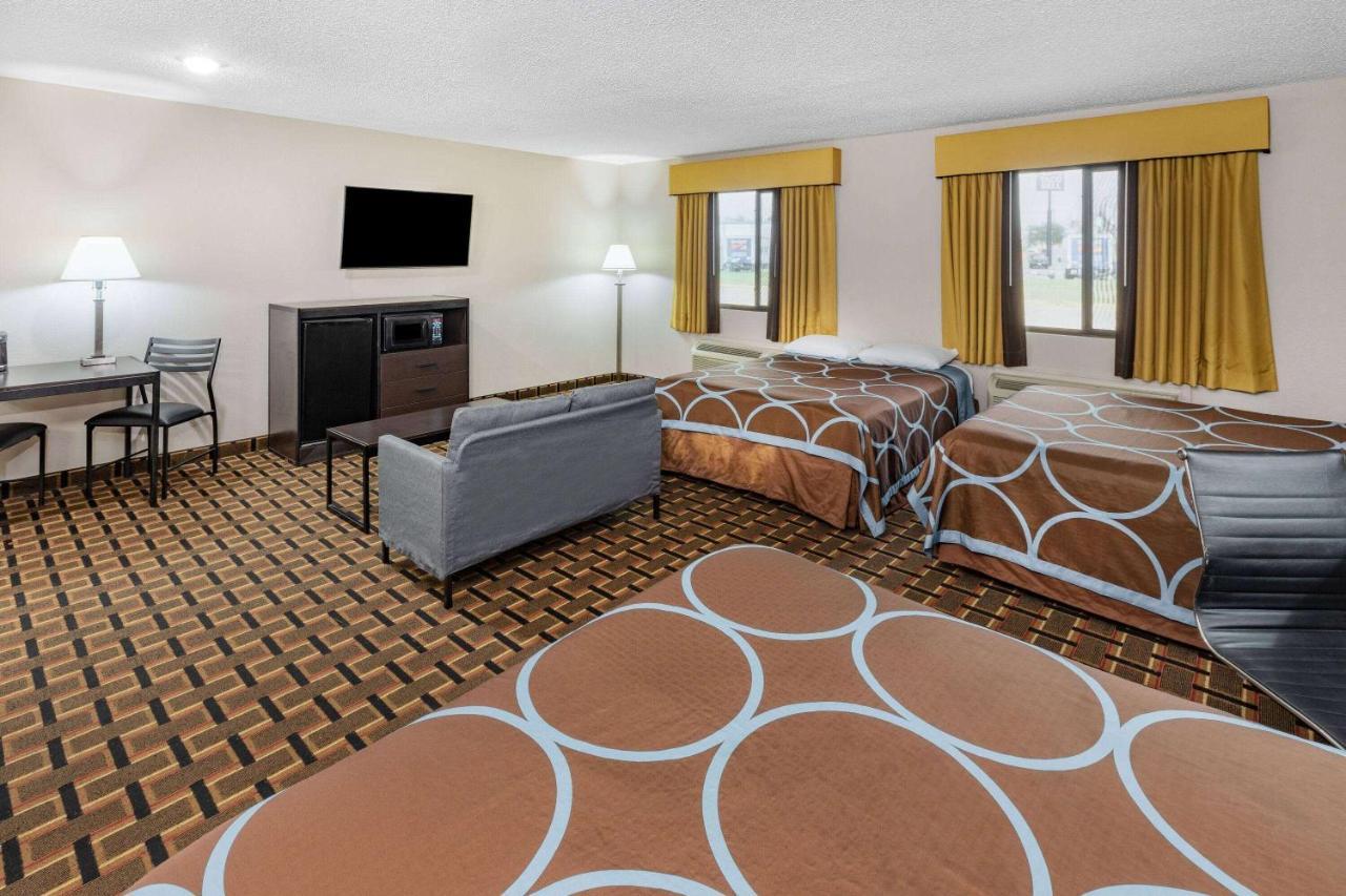 Super 8 By Wyndham League Kemah Area Hotel 2*