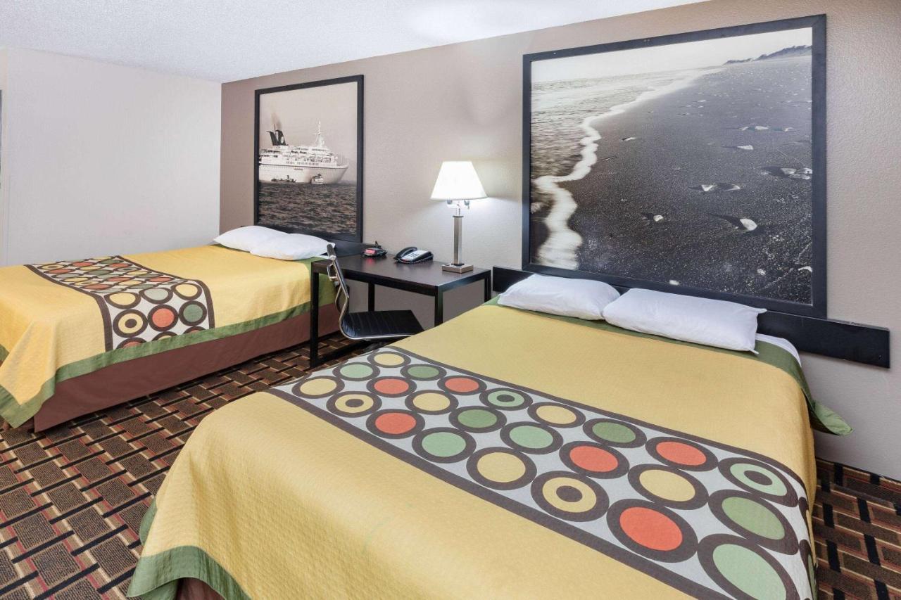 Super 8 By Wyndham League Kemah Area 2* League City